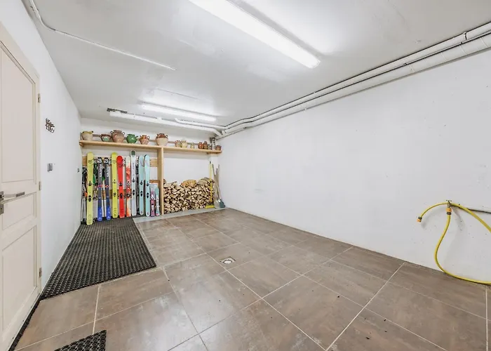 Montanum, 9 Pax - Courchevel, *